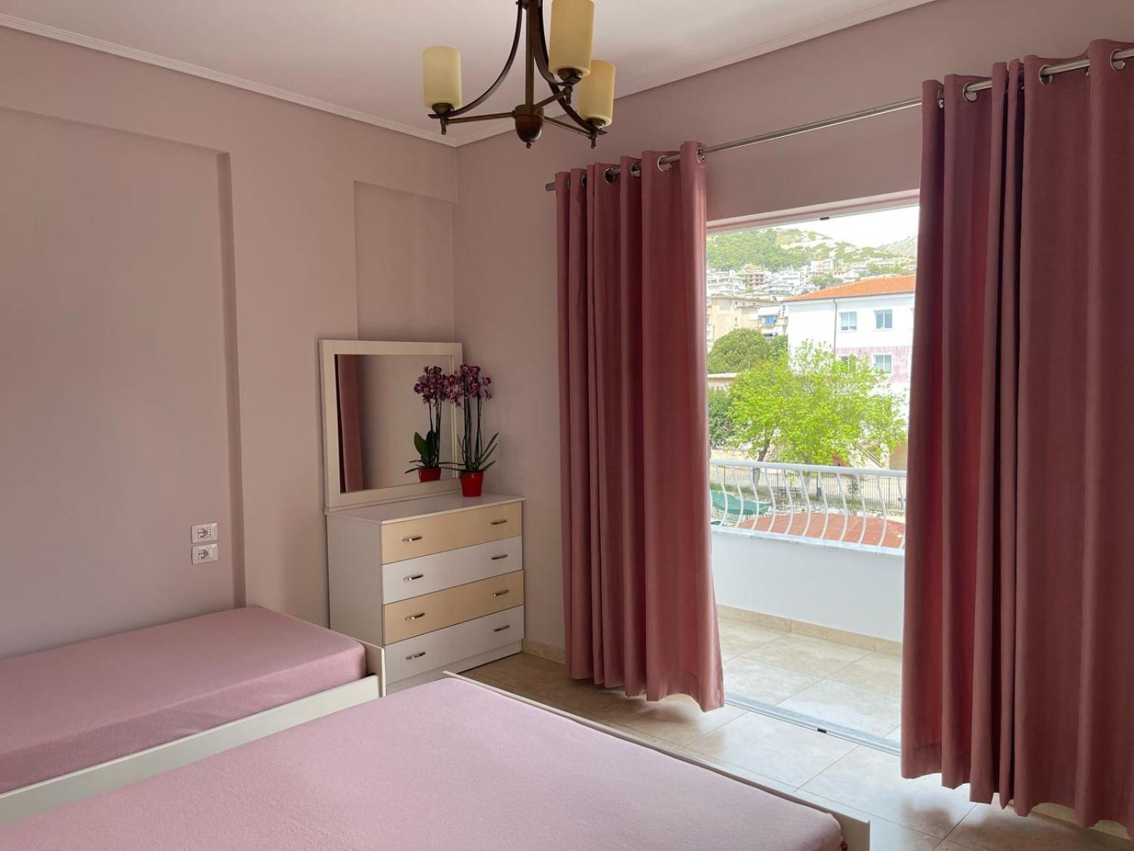 Linda Home Sarandë エクステリア 写真