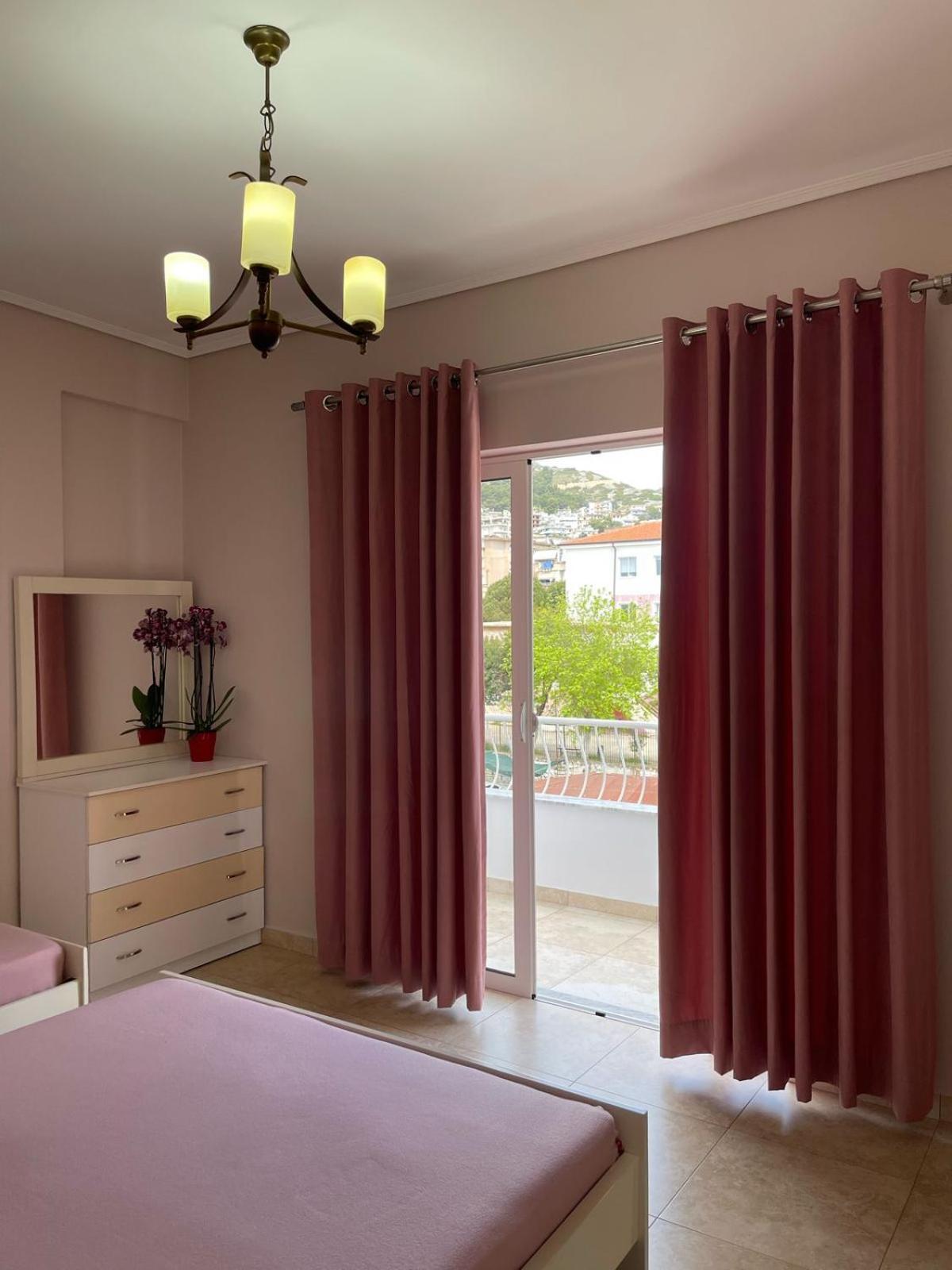 Linda Home Sarandë エクステリア 写真