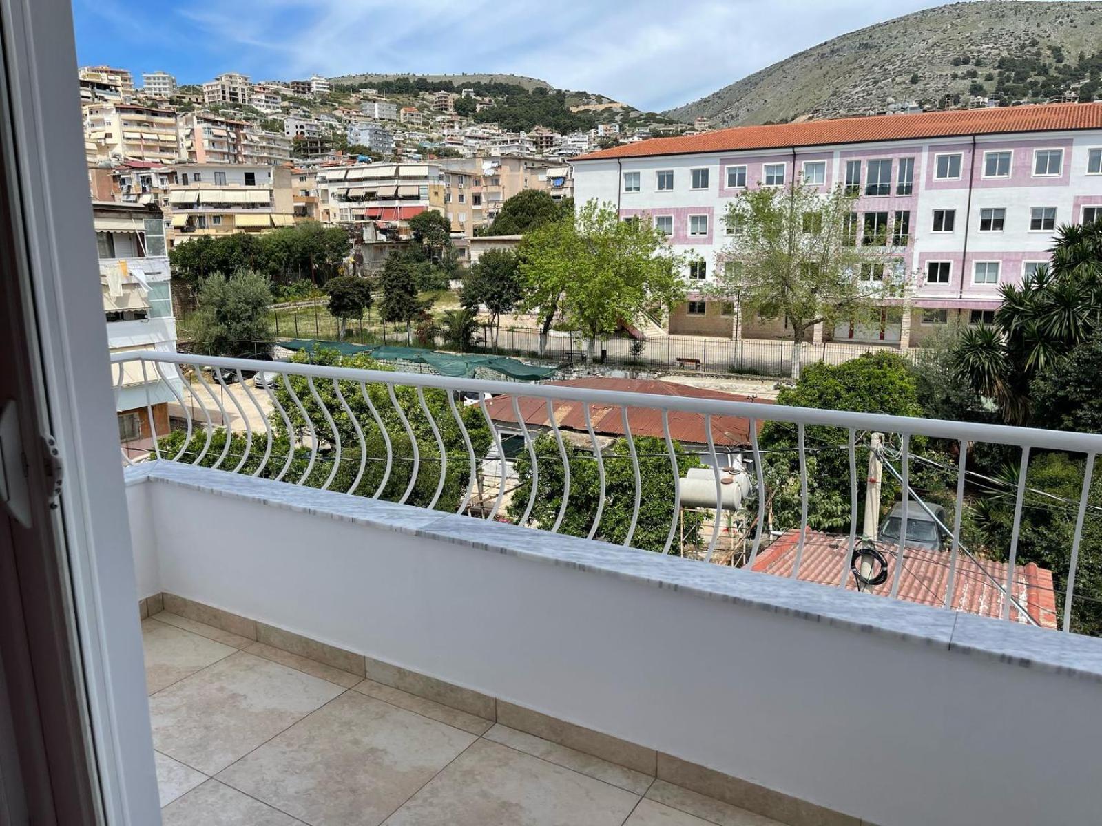 Linda Home Sarandë エクステリア 写真