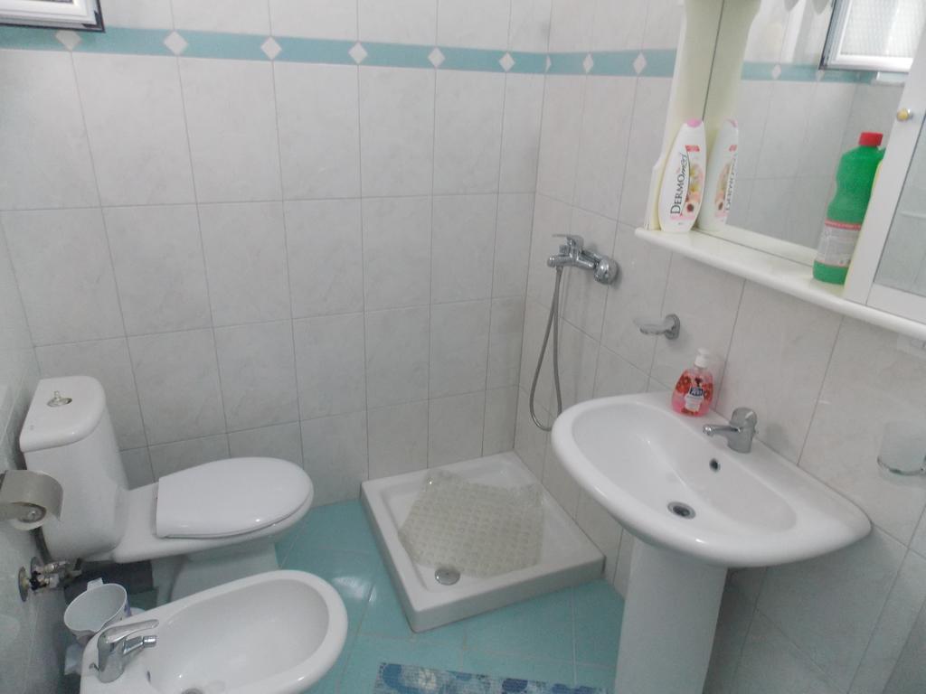 Linda Home Sarandë エクステリア 写真