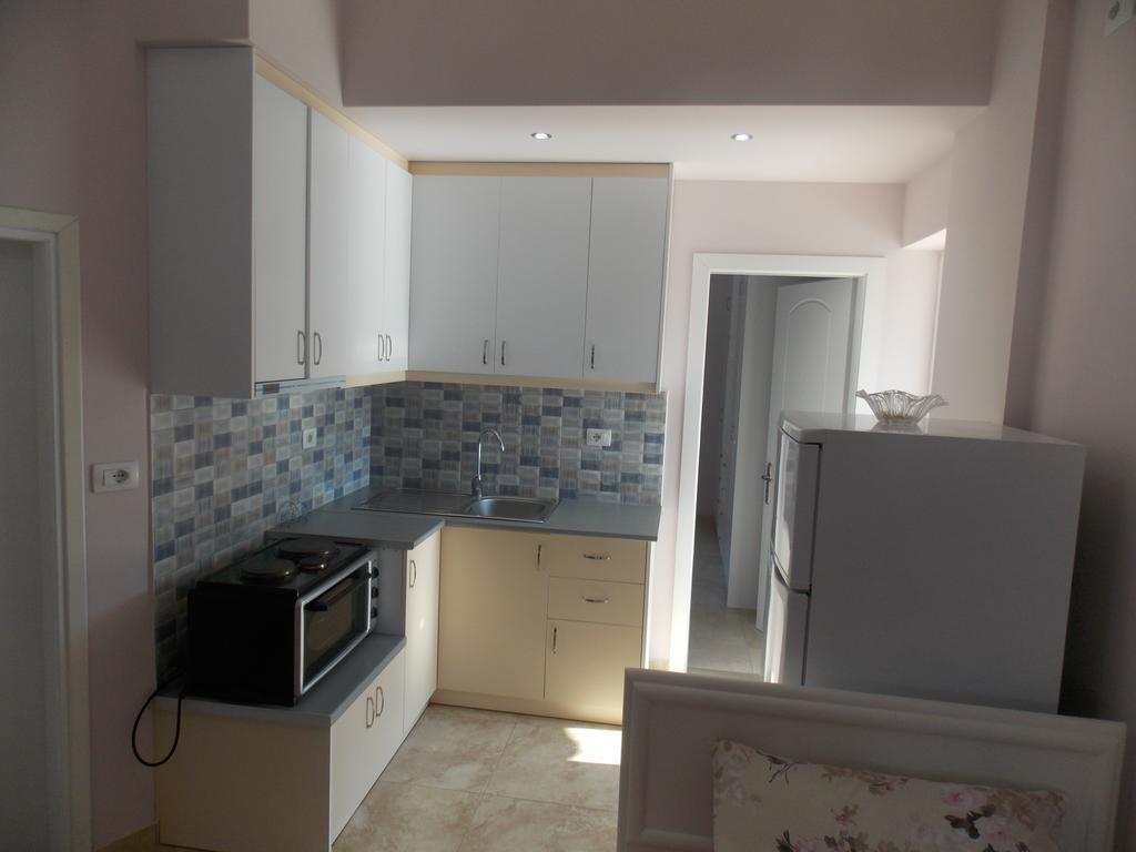 Linda Home Sarandë エクステリア 写真